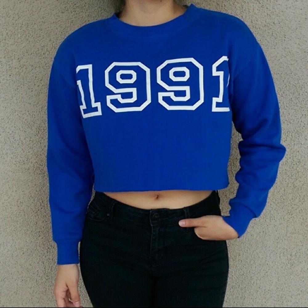 Forever 21 , 1991 soft cropped sweatshirt.